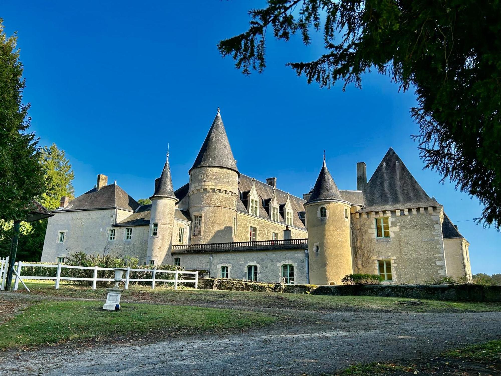 Chateau Des Feugerets 贝莱姆 外观 照片